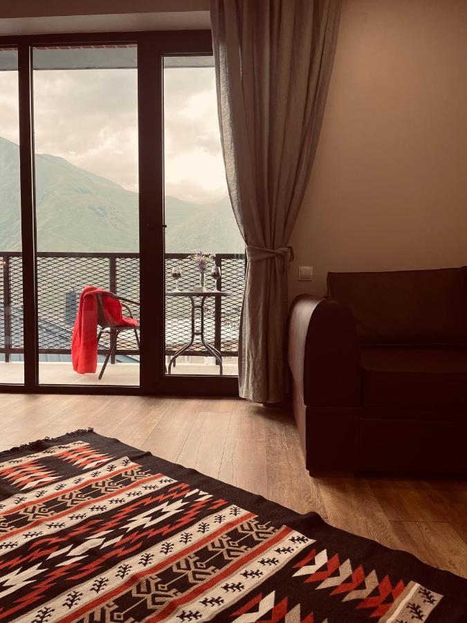 Kazbegi Stylish Apartment Dış mekan fotoğraf