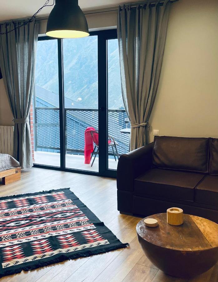 Kazbegi Stylish Apartment Dış mekan fotoğraf